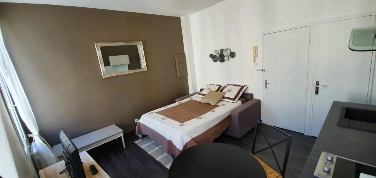 Modern Studio Centre Ville D'Avignon 0*, Avignon France
